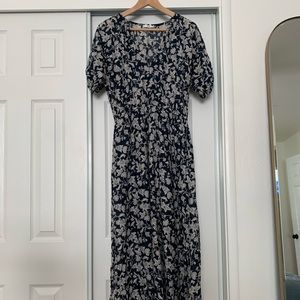 Mango maxi dress navy paisley print size 6 M Medium